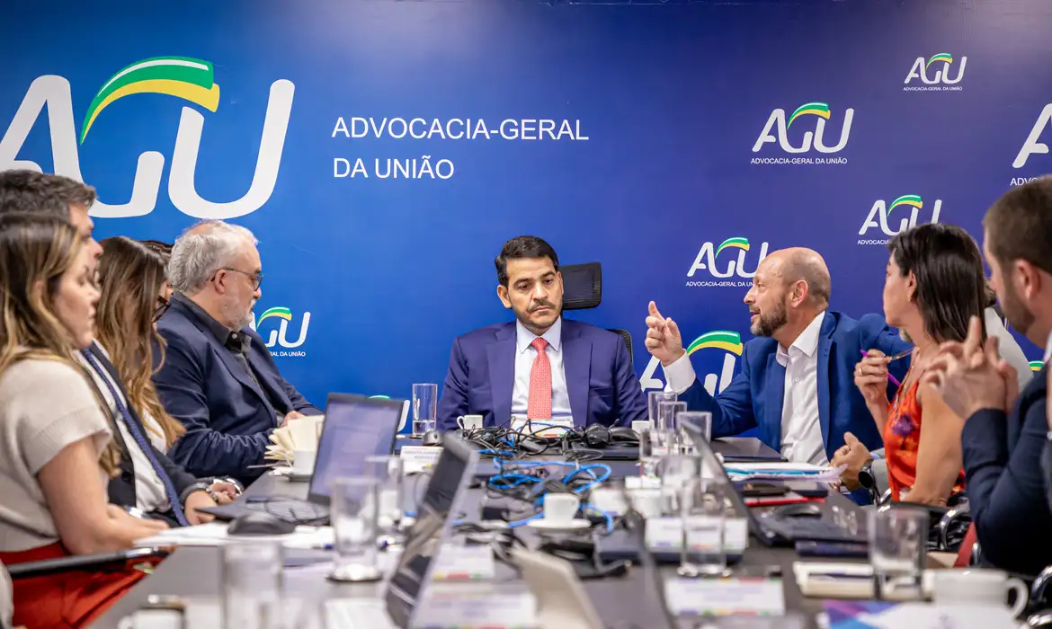 INSS prepara plano para ressarcir aposentados vítimas de fraude