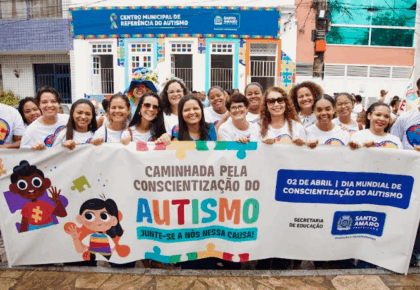 caminhada pela conscientização sobre o autismo