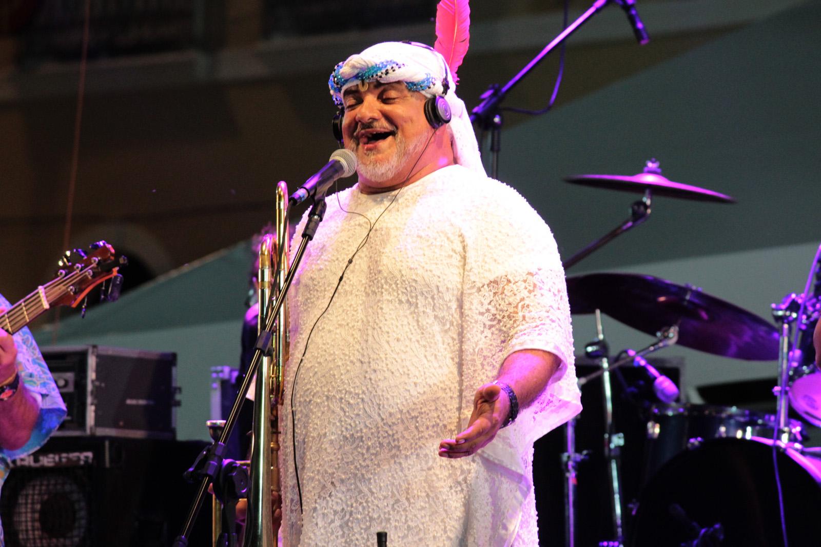 Gerônimo retoma ensaios na Escadaria do Passo nesta terça (31)