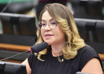 Projeto destina 20% dos royalties de petróleo da foz do Amazonas para SUS e enfermagem