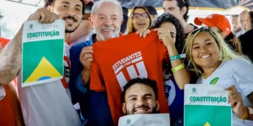 Lula garante versão universitária do “Pé de Meia” caso seja reeleito
